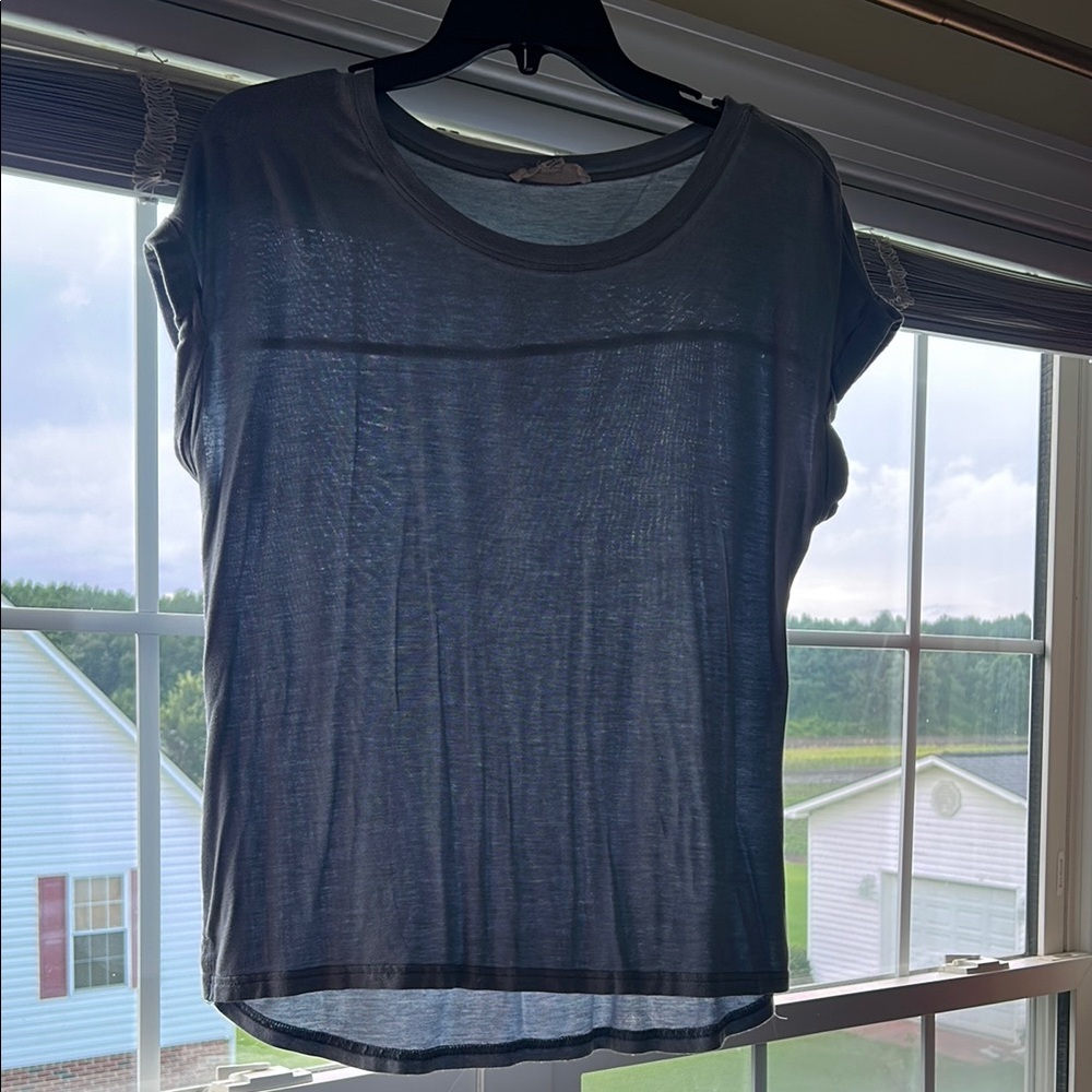 Women's Gray Top